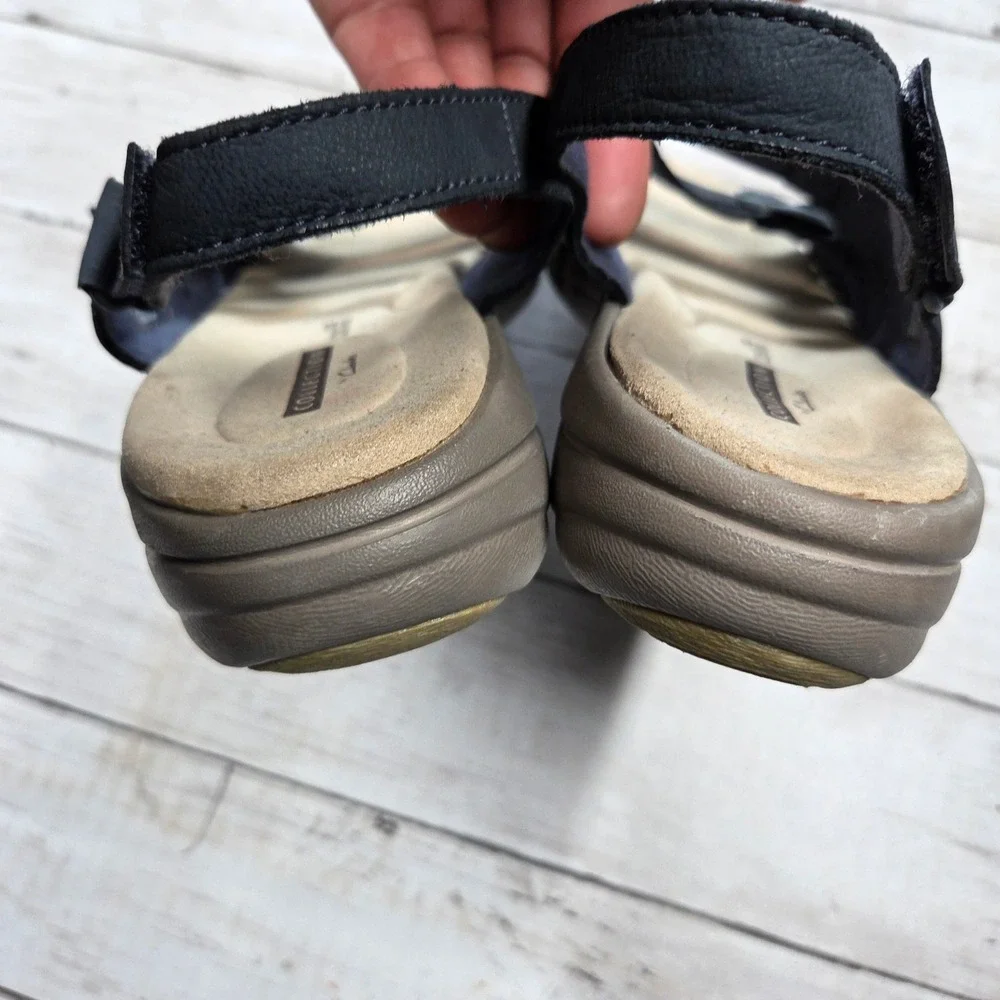 Clarks Saylie Quartz Sandals Women 9.5W Navy Blue Slingback Cushion Soft Strappy